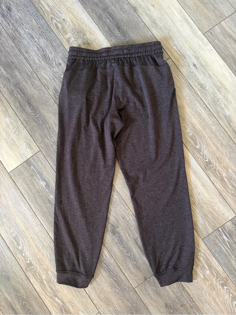 Lululemon Soft Jersey Classic-Fit Mid-Rise Joggers Size 6 NWOT - Picture 10 of 11